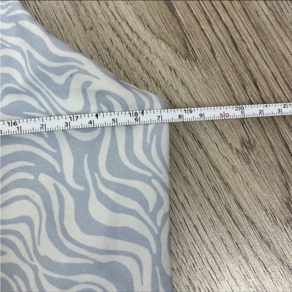 Abercrombie & Fitch Light Blue Dress Size LT - Picture 6 of 9